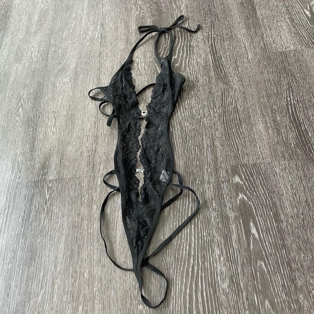 Black lace lingerie NWOT